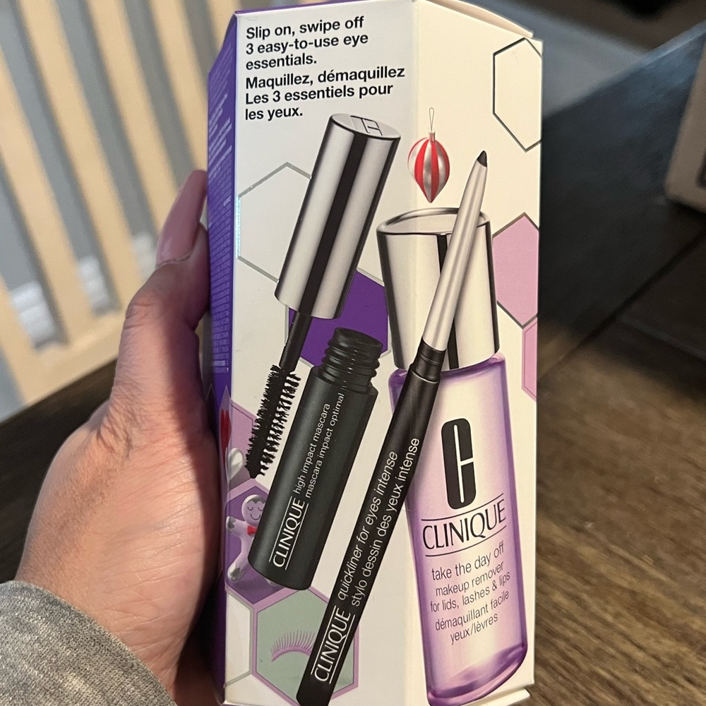 BNIB Clinique 3 Essentials Set